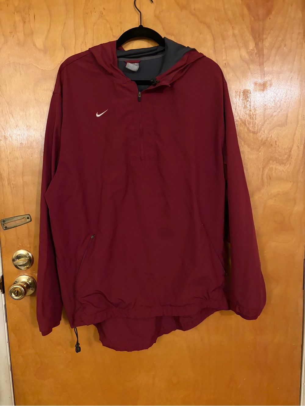 Nike Men’s Maroon Hooded Quarter-Zip Windbreaker